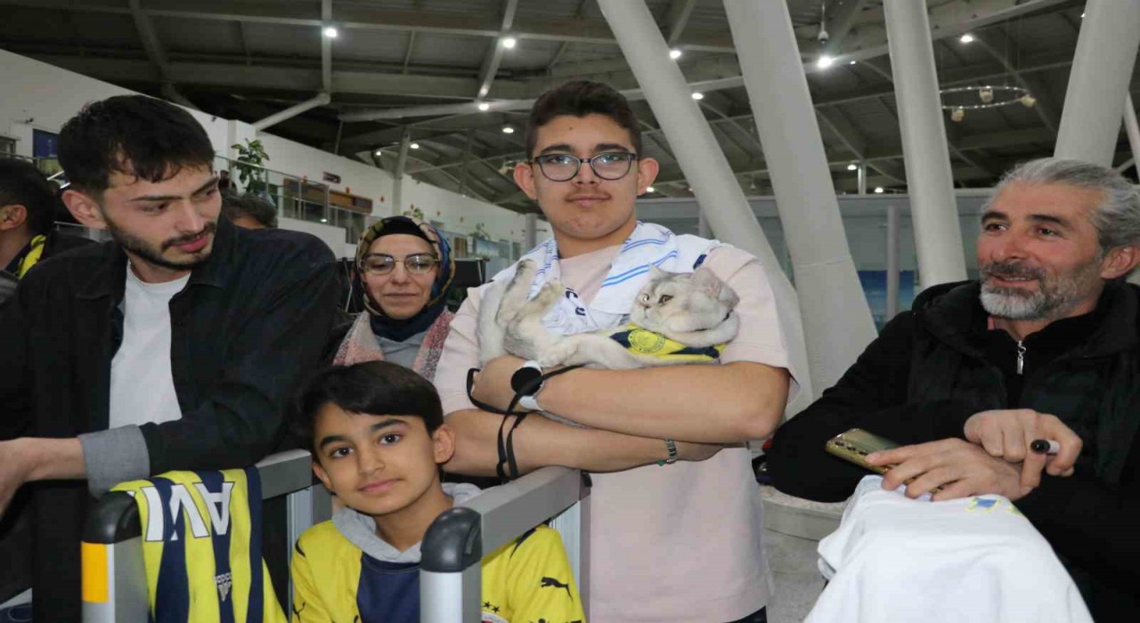 Fenerbahçeye Sivasta coşkulu karşılama
