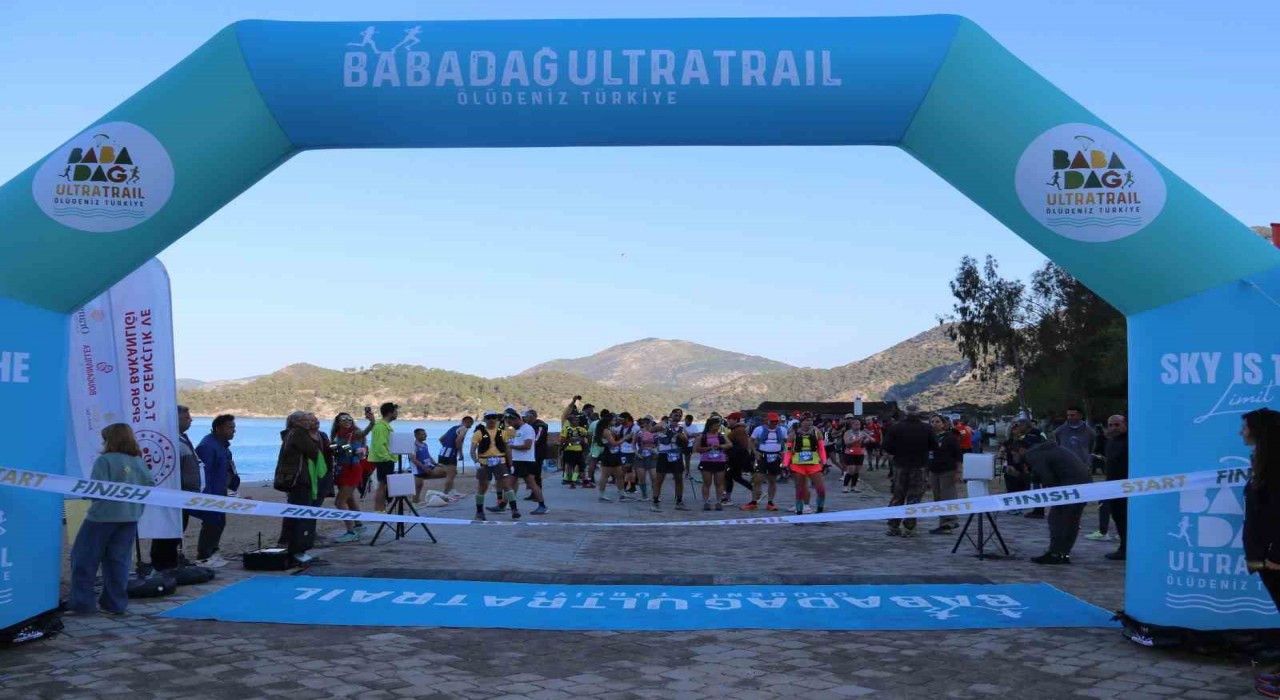 Fethiyede 3. Babadağ Ultra Maratonu başladı