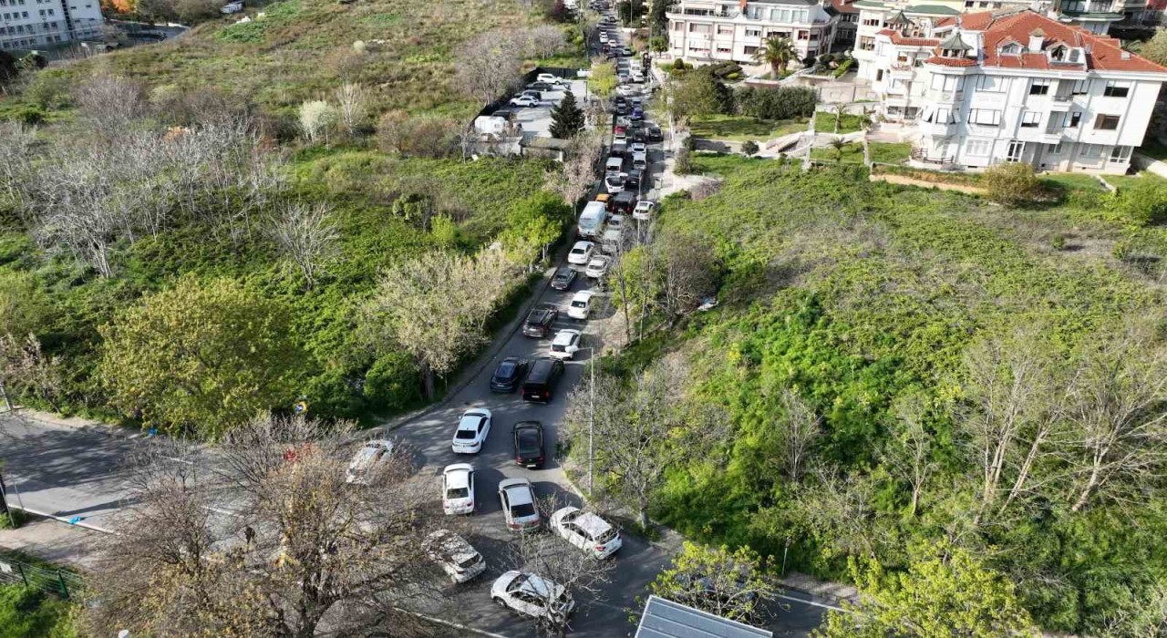 Floryada 44 gündür bitmeyen yol çilesi