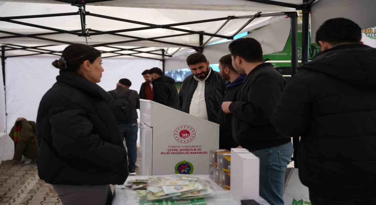 FÜde Yeşil Kampüs Festivali büyük ilgi gördü