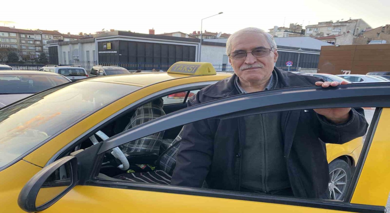 Gasp edilmekten biber gazı sayesinde kurtulan taksici o anları anlattı