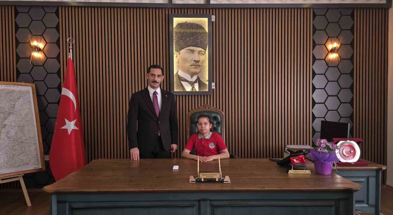 Gaziantepte ilkokul öğrencisi 23 Nisan için kaymakam oldu