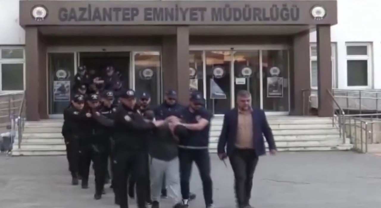 Gaziantepte kurşunlama ve kundaklama faillerine operasyon: 10 şahıs tutuklandı