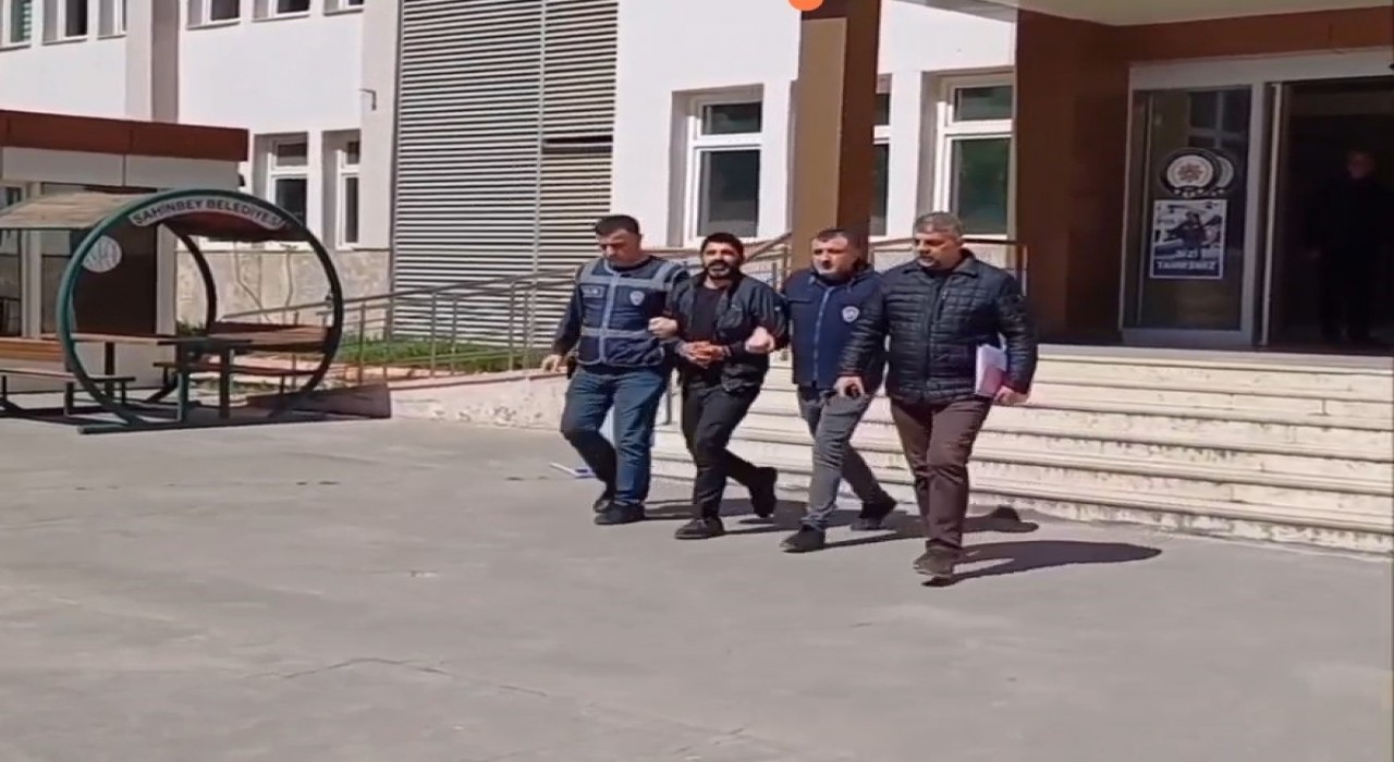 Gaziantepte trafik şube müdürünü tehdit eden muhtar görevden uzaklaştırıldı
