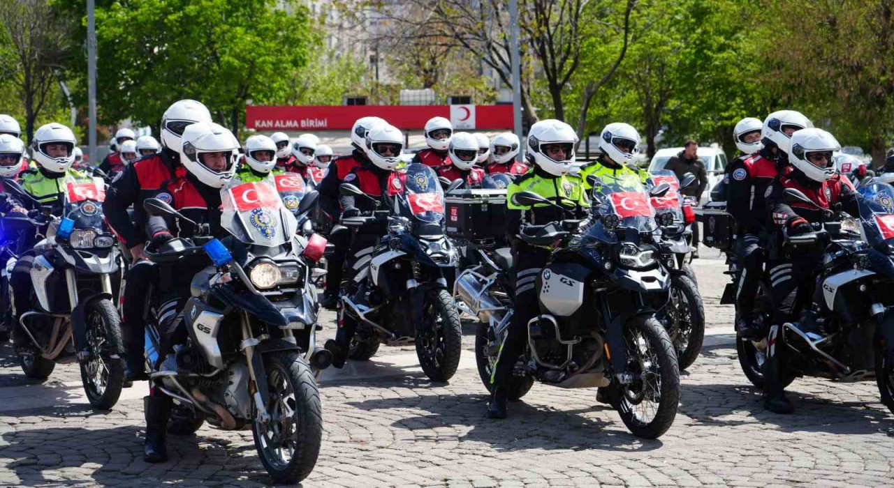 Gaziantepte Türk Polis Teşkilatının 180inci yılı kortejle kutlandı
