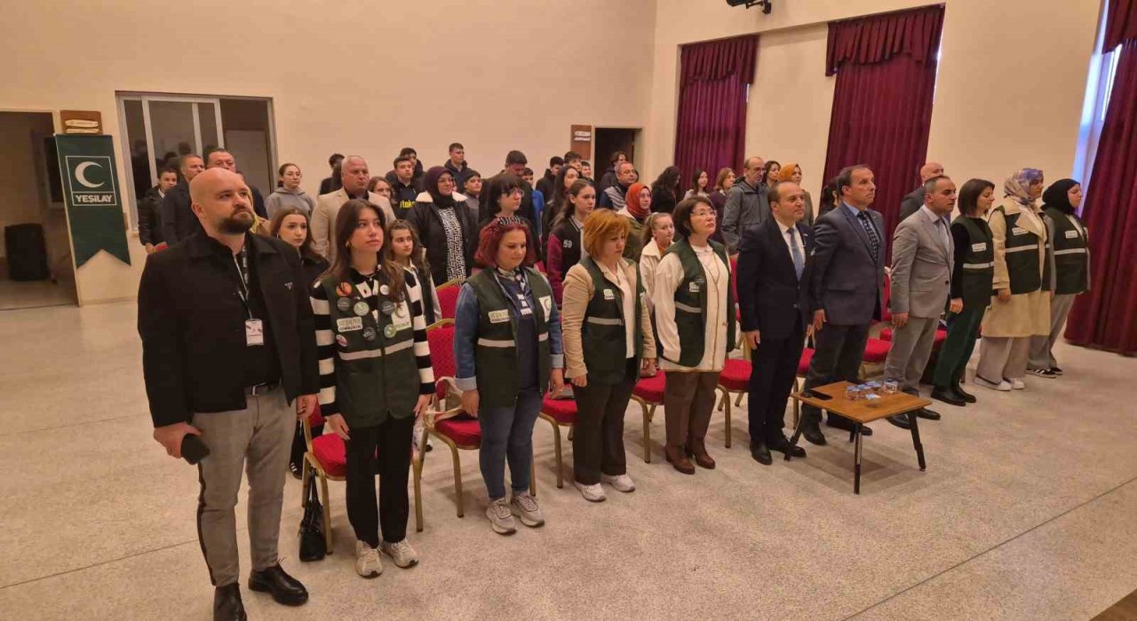Gençlere kritik uyarı: Herkesin elinde telefon var