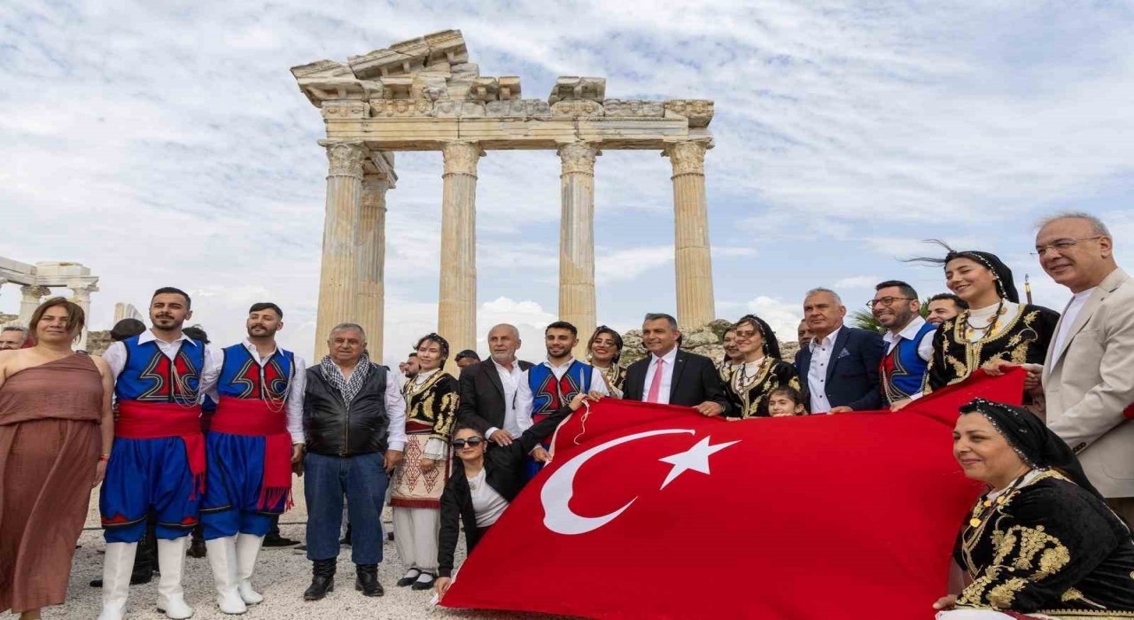 Giritten Sideye kültür ve lezzet şöleni coşkulu başladı