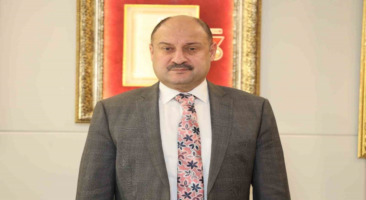 Gülpınara uluslararası ilişkilerde yılın üstün hizmet ödülü