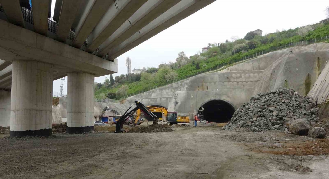 Güney Çevre Yolu Projesinde inşaat çalışmaları sürüyor