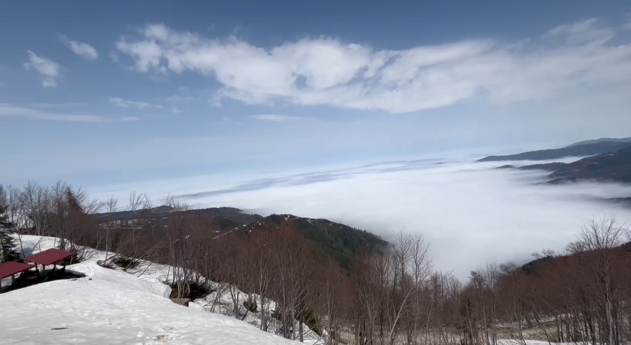 Handüzü Yaylasında sis denizi görenleri mest etti