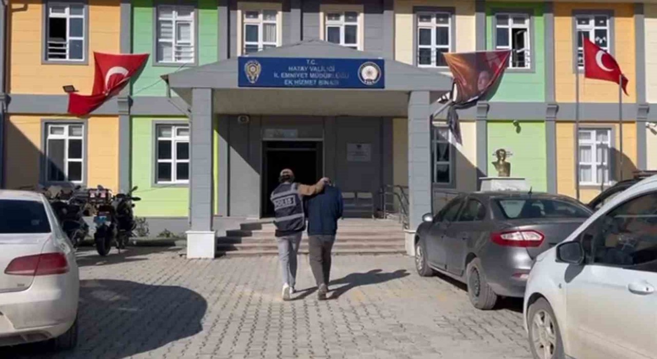 Hatayda hapis cezası ile aranan 4 kişi tutuklandı