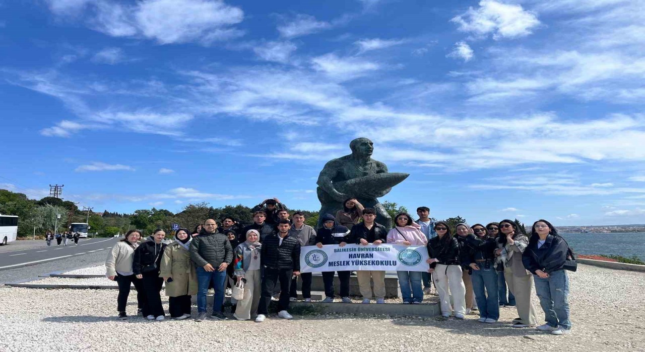 Havranda üniversitelilerin Çanakkale coşkusu