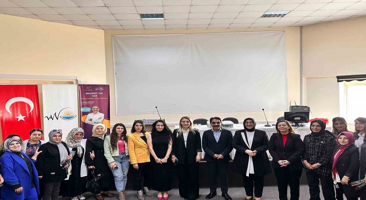 Her Şeye Rağmen, Mazeret Yok Çıkış Var Van semineri düzenlendi