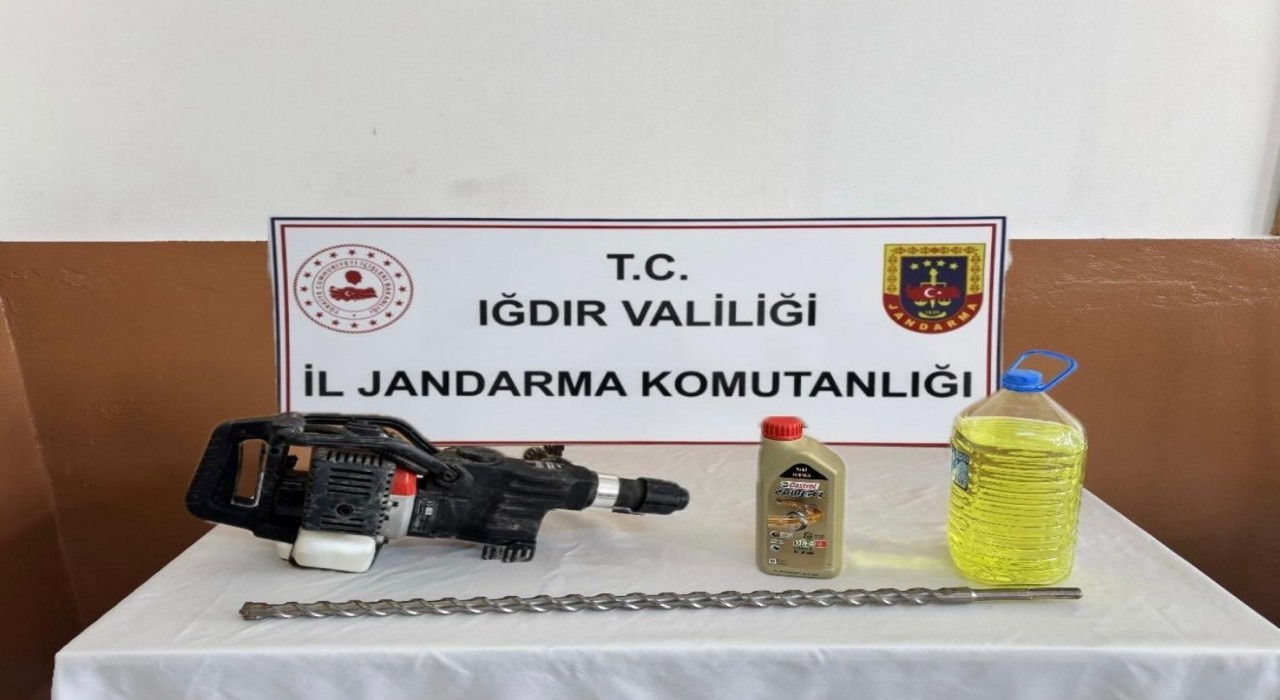 Iğdırda izinsiz kazı operasyonu