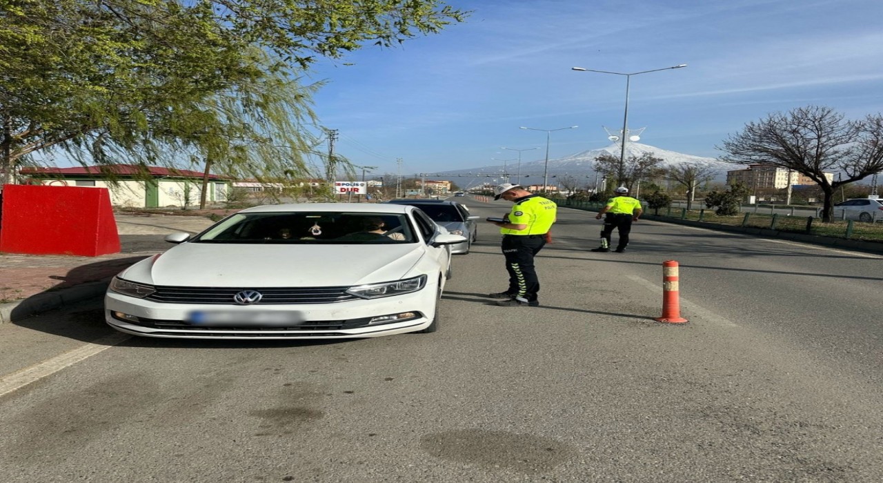 Iğdırda trafik denetimleri sıklaştırıldı
