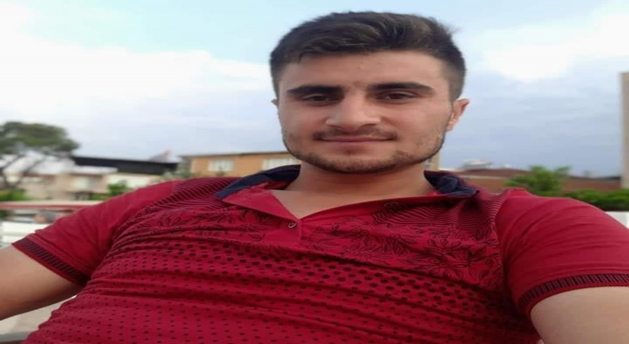 İkinci kattan düşen genç hayata tutunamadı