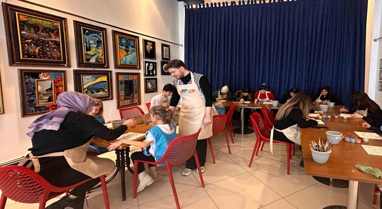 İnegöl AVMde geleneksel sanatlarda ilham dolu bir deneyim