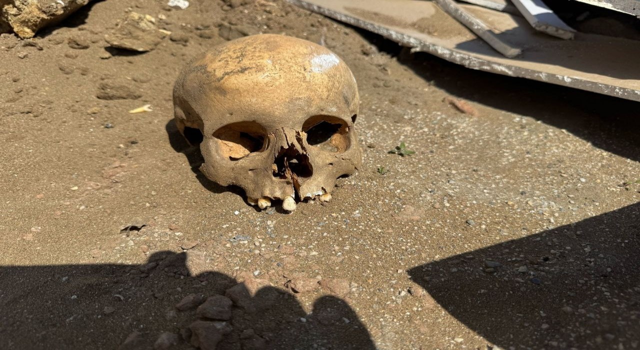 İnşaat işçilerinin bulduğu kafatası ekipleri harekete geçirdi