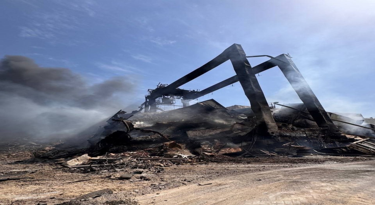 İranda limandaki patlamada can kaybı 40a yükseldi