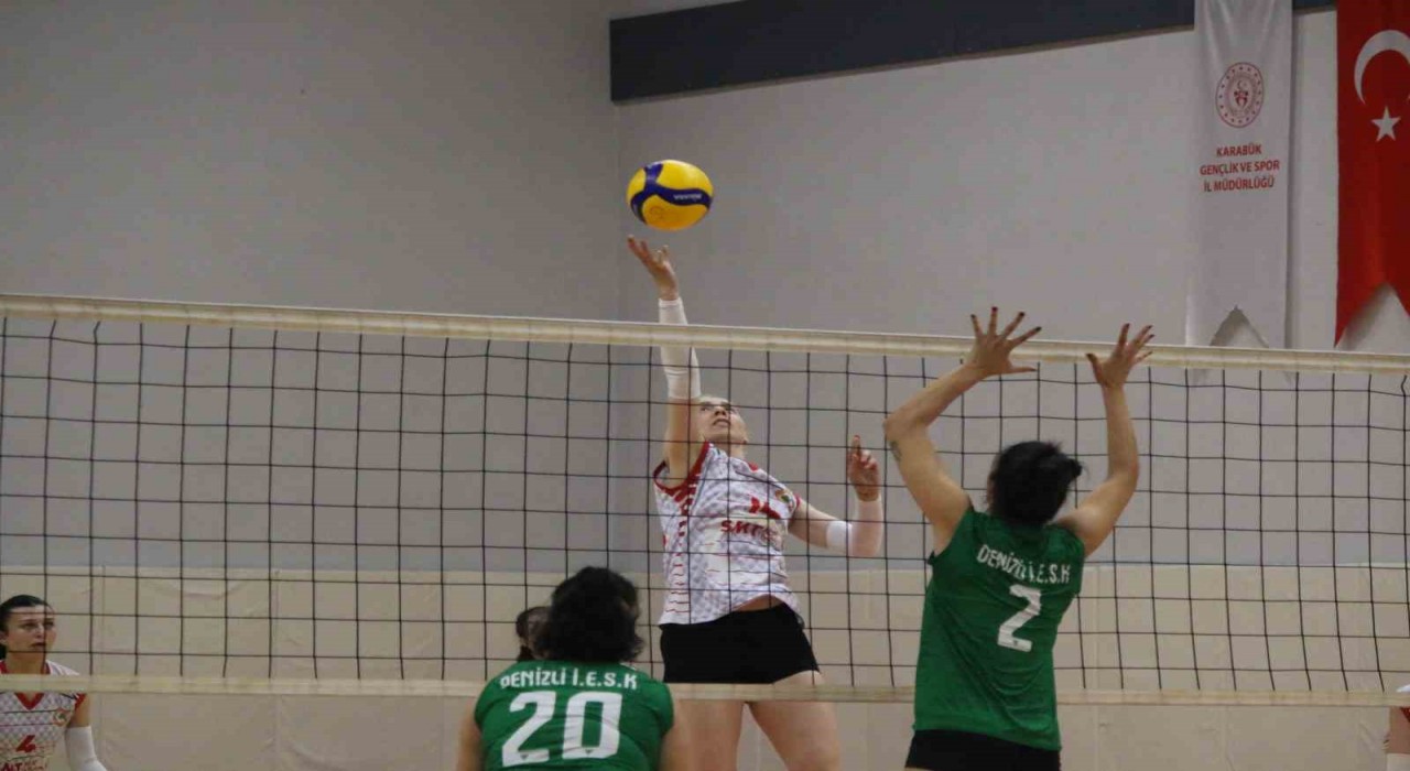 İşitme Engelliler Voleybol Şampiyonası, Karabükte devam ediyor