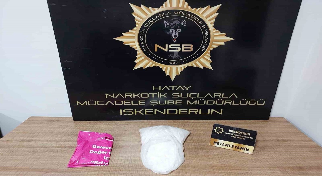 İskenderunda 2 kilogram metamfetamin maddesi ele geçirildi
