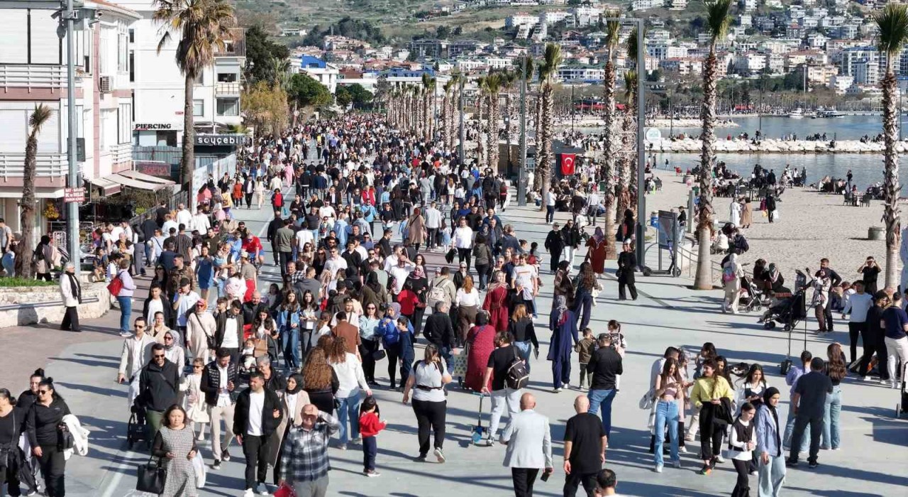 İstanbullular, Ramazan Bayramında Büyükçekmece sahillerine akın etti