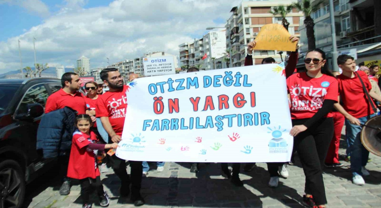 İzmirde Otizm Farkındalık Etkinliği gerçekleşti