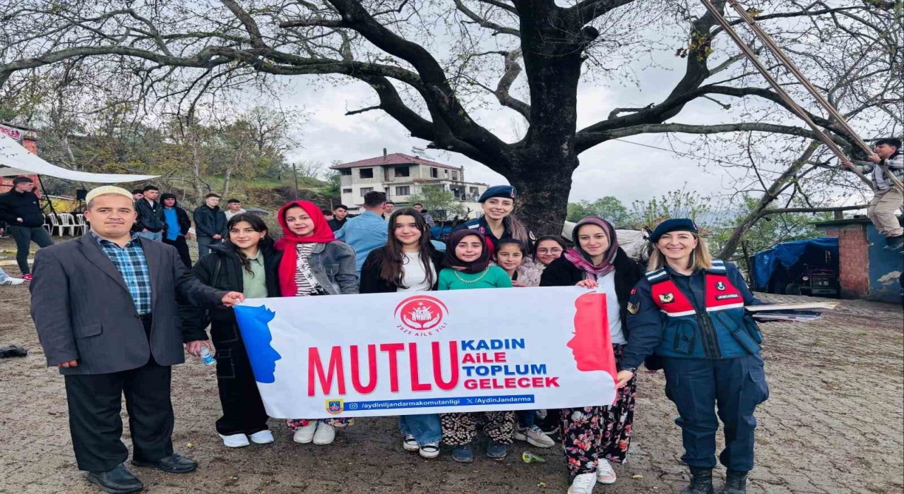 Jandarma 450 vatandaşı bilgilendirdi