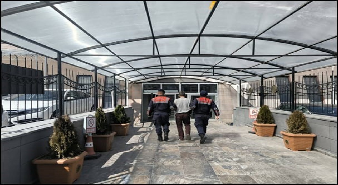 Jandarma inşaattan hırsızlık yapan şahıslar Afyonkarahisarda yakalandı