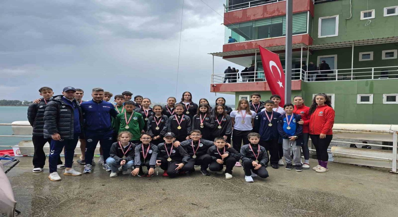 Kağan Ege Baranın hatırası için kürek çektiler