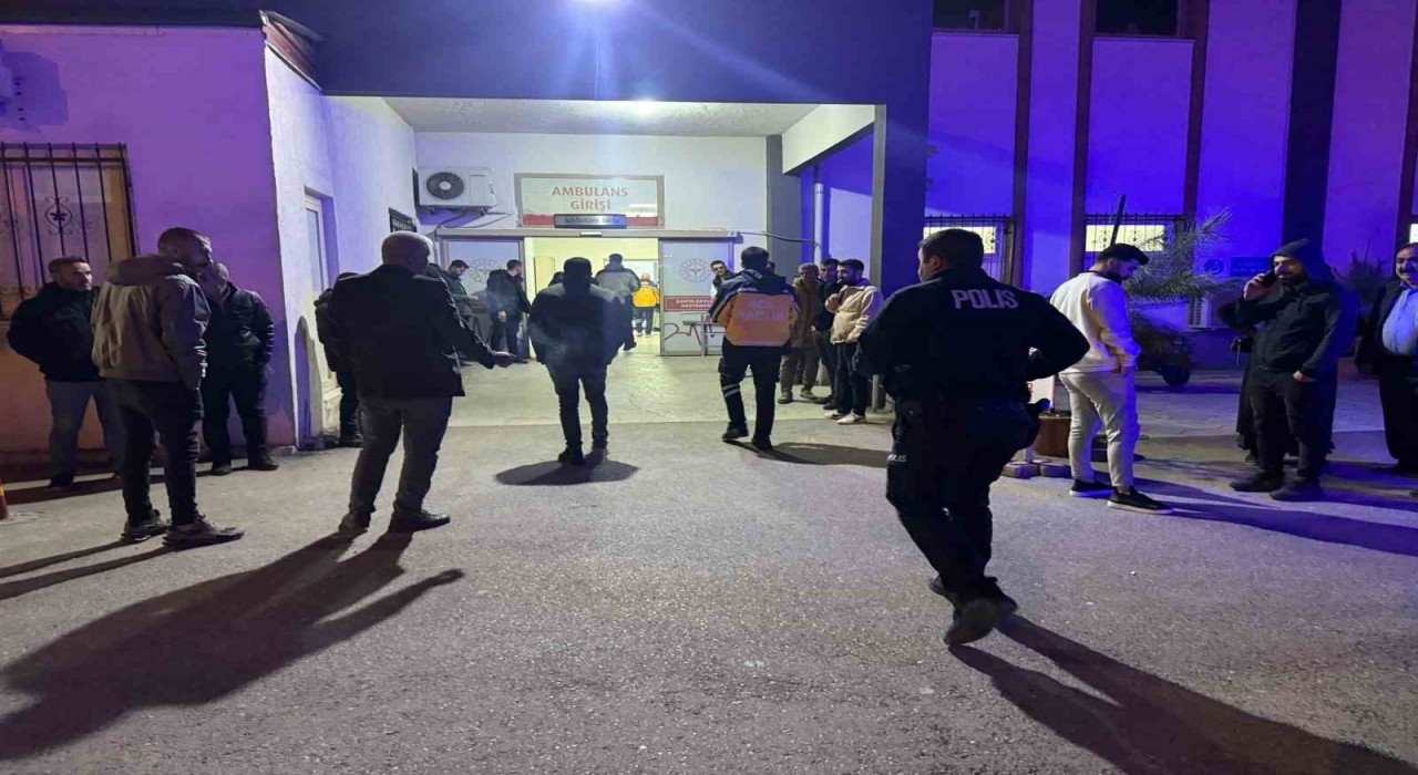 Kahtada 2 grup arasında bıçaklı kavga: 1 yaralı