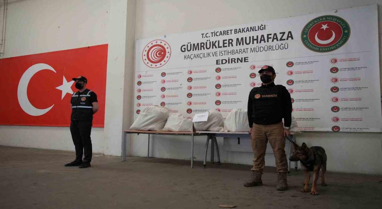 Kapıkulede zehir tacirlerine geçit yok: 2 ayrı operasyonda yaklaşık 46 kilo uyuşturucu ele geçirildi