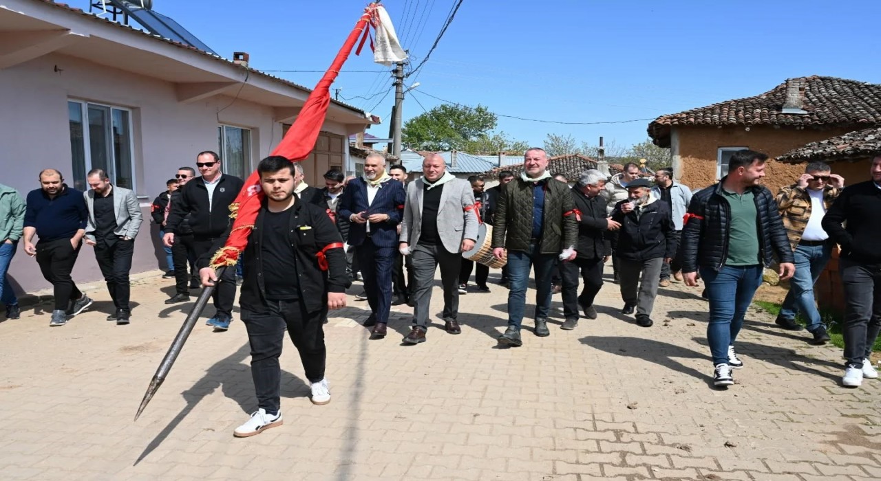Karacabeyde asırlık düğün gelenekleri yeniden canlandı