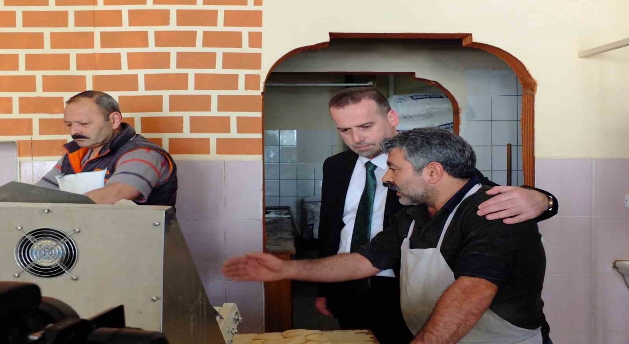 Karademir: Gündüzbey meydanı bir an önce yapılmalı, üretici yalnız bırakılmamalı