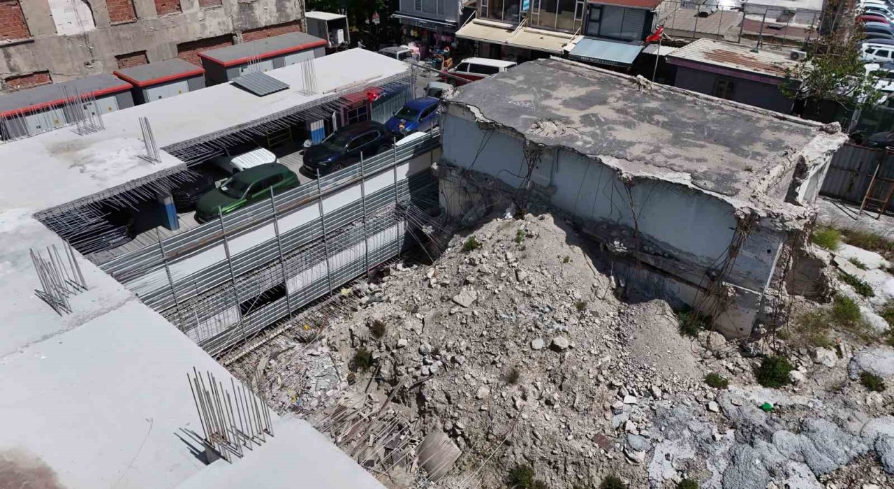 Karaköy ve Mercanda İBBnin otopark eziyeti: CHP zihniyeti, yıktılar tekrar yapmıyorlar