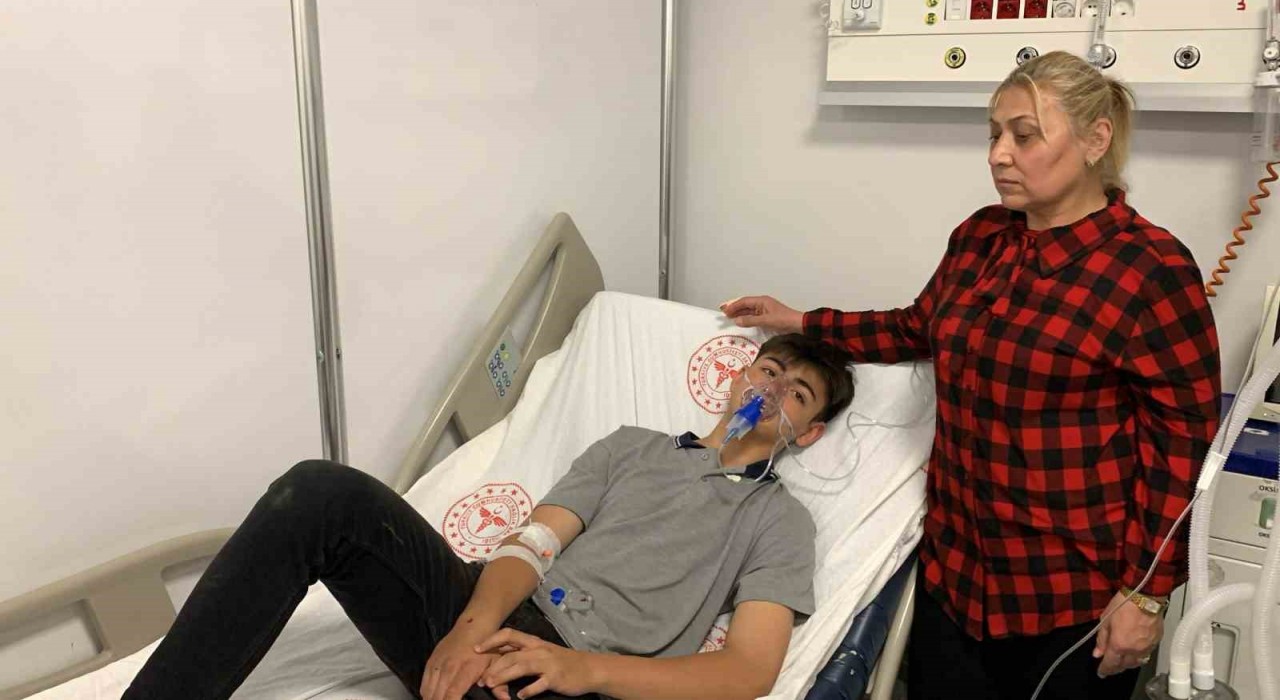 Karamanda 5 lise öğrencisi tavuk dönerden zehirlendi