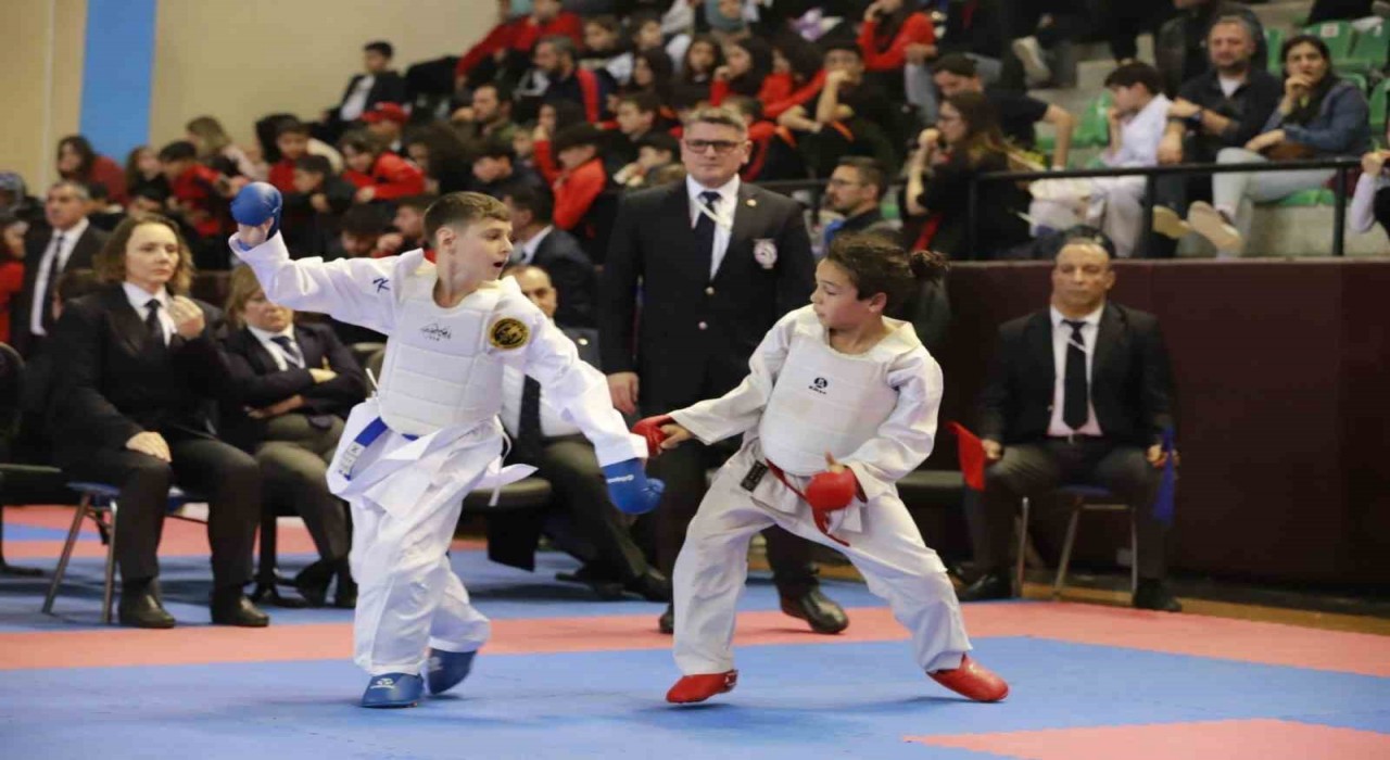 Karatede grup heyecanı Denizlide başlıyor