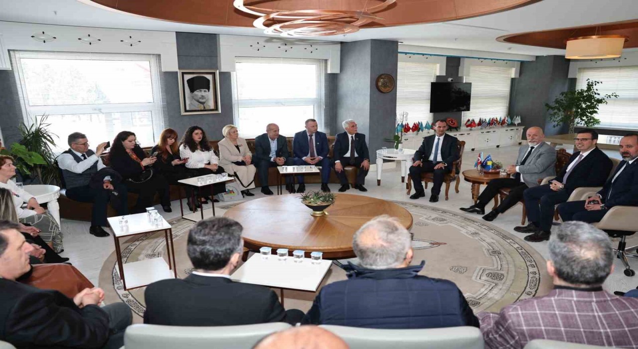Kardeş şehir Pejadan Nilüfere ziyaret