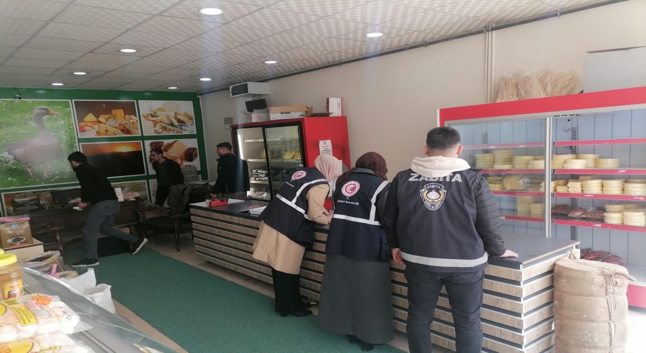 Karsta işyerleri denetlendi