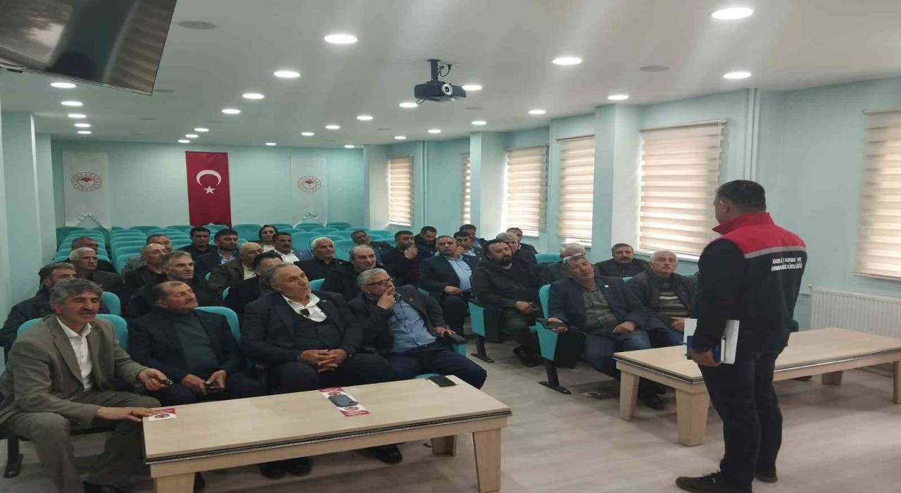 Karsta meralarda yaşanan sorunlar ve çözüm önerileri masaya yatırıldı