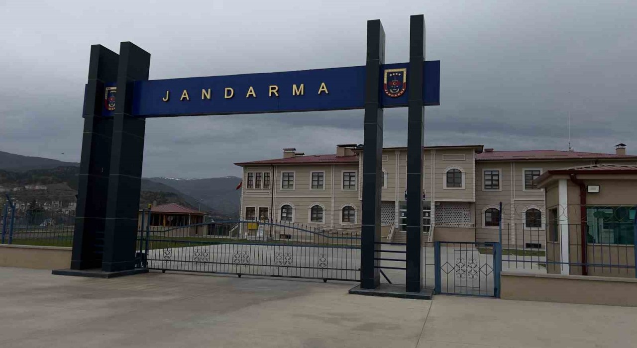 Kastamonuda telefon dolandırıcılarına operasyon: 10 gözaltı