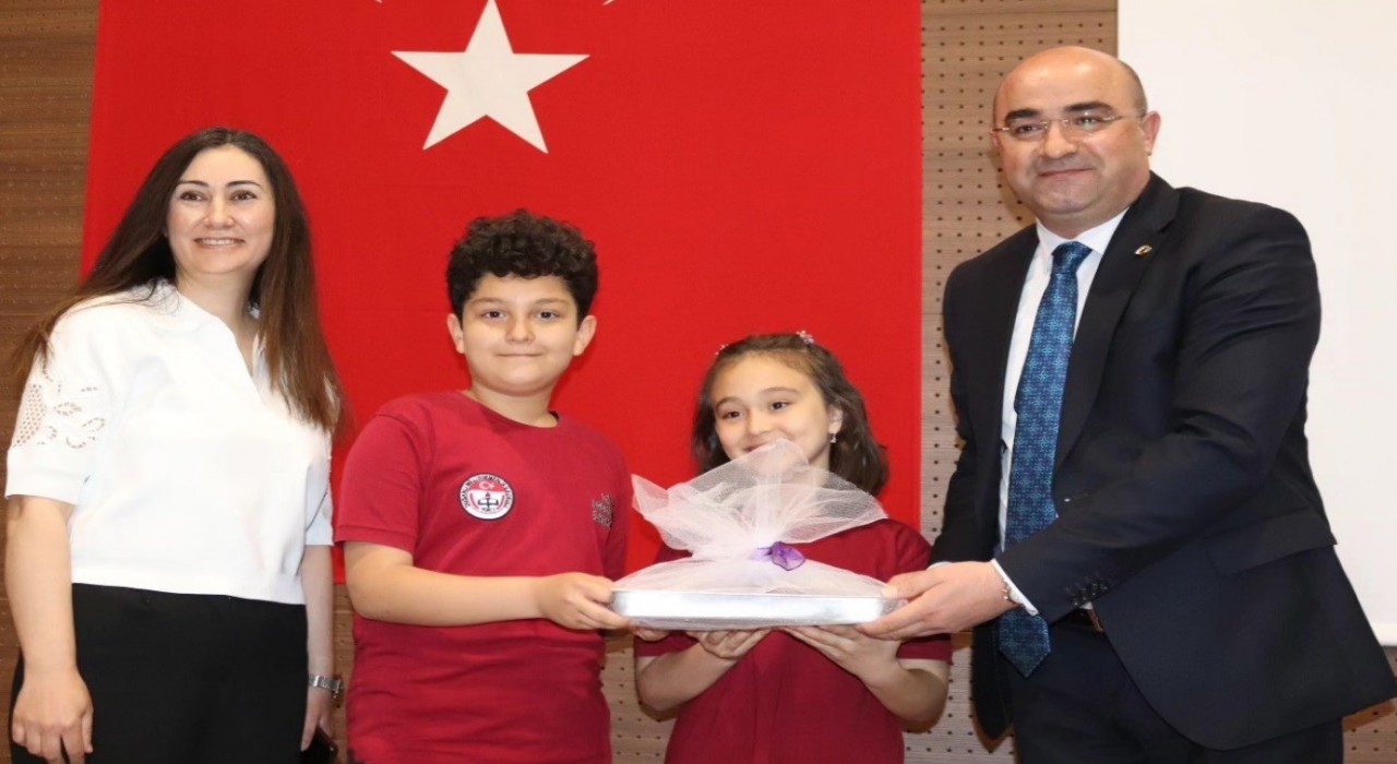 Kaymakam Baskın, miniklerle Kariyer Günleri etkinliğinde bir araya geldi