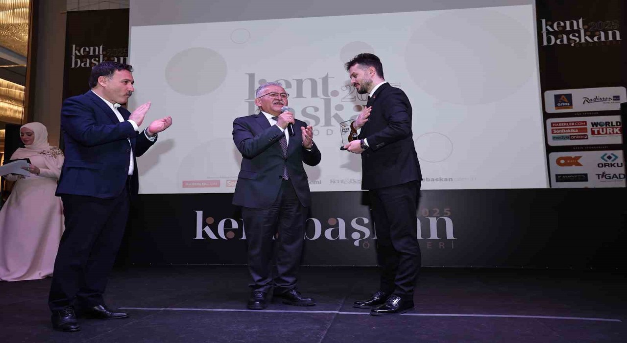Kayseri Büyükşehire 4 ayda 4 ödül