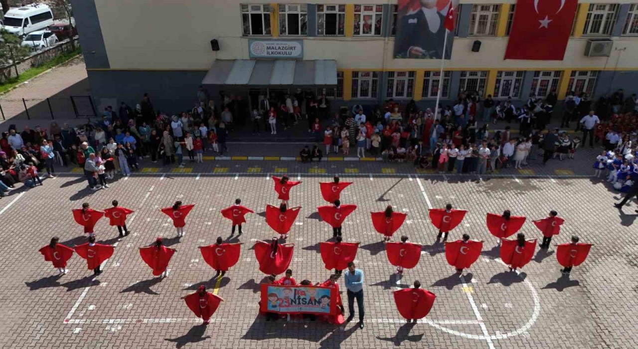 Kayseride 23 Nisan coşkusu