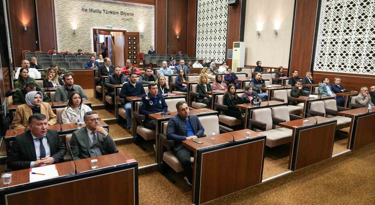 Keçiören'de belediye personeline Kamu Mali Yönetimi Kontrol Kanunu eğitimi