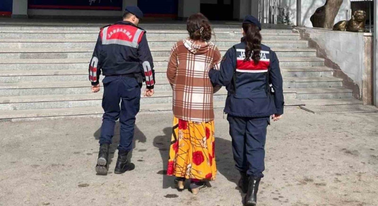 Kırıkkalede aranan iki hükümlü jandarma tarafından yakalandı