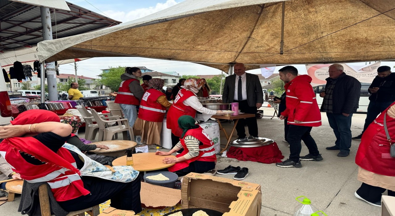 Kızılaydan kardeşlik ve dayanışma panayırı