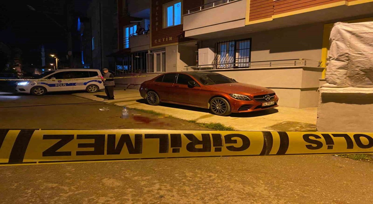Kocaelide bıçaklı kavga: 1 yaralı
