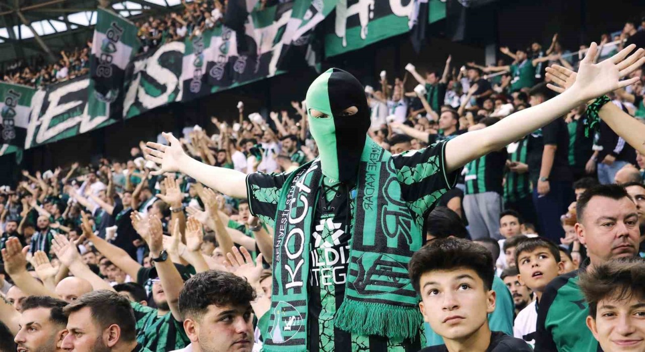 Kocaelispor, Süper Lige yükselmek için gün sayıyor