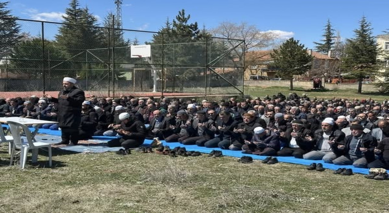 Konyada yağışlar için şükür duası yapıldı